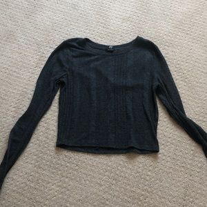 cute olive green cropped shirt